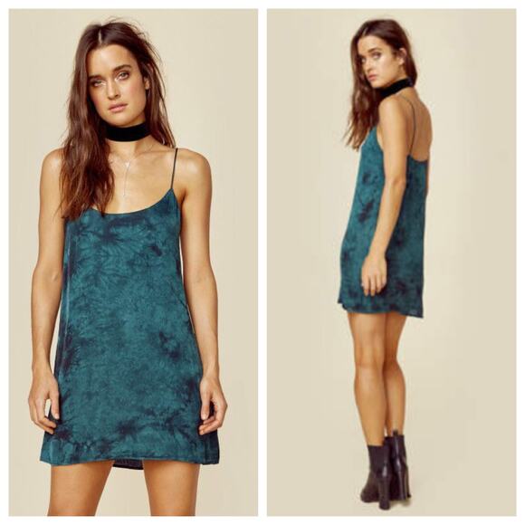 Planet Blue Life by Revolve Christy Slip Mini Dress Size XS in Emerald Green NWT - Picture 2 of 8